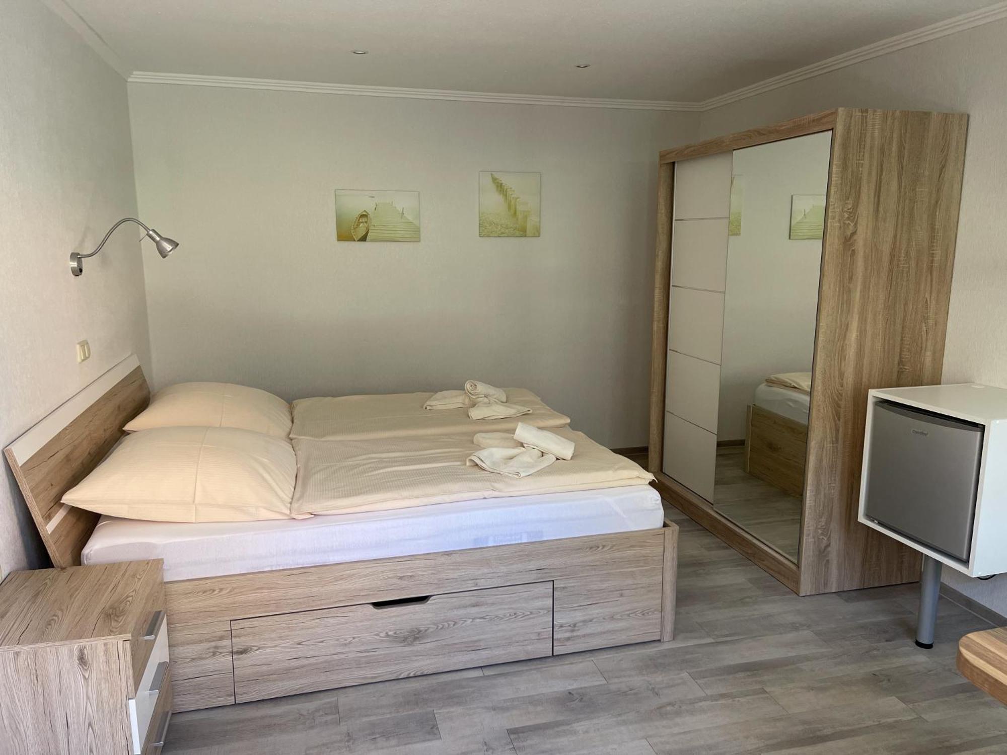Pension Weiss Zinnowitz Exterior foto